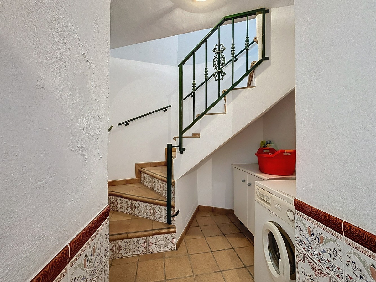 Se vende Pareada de 4 dormitorios en Costa Del Sol East, Málaga, España