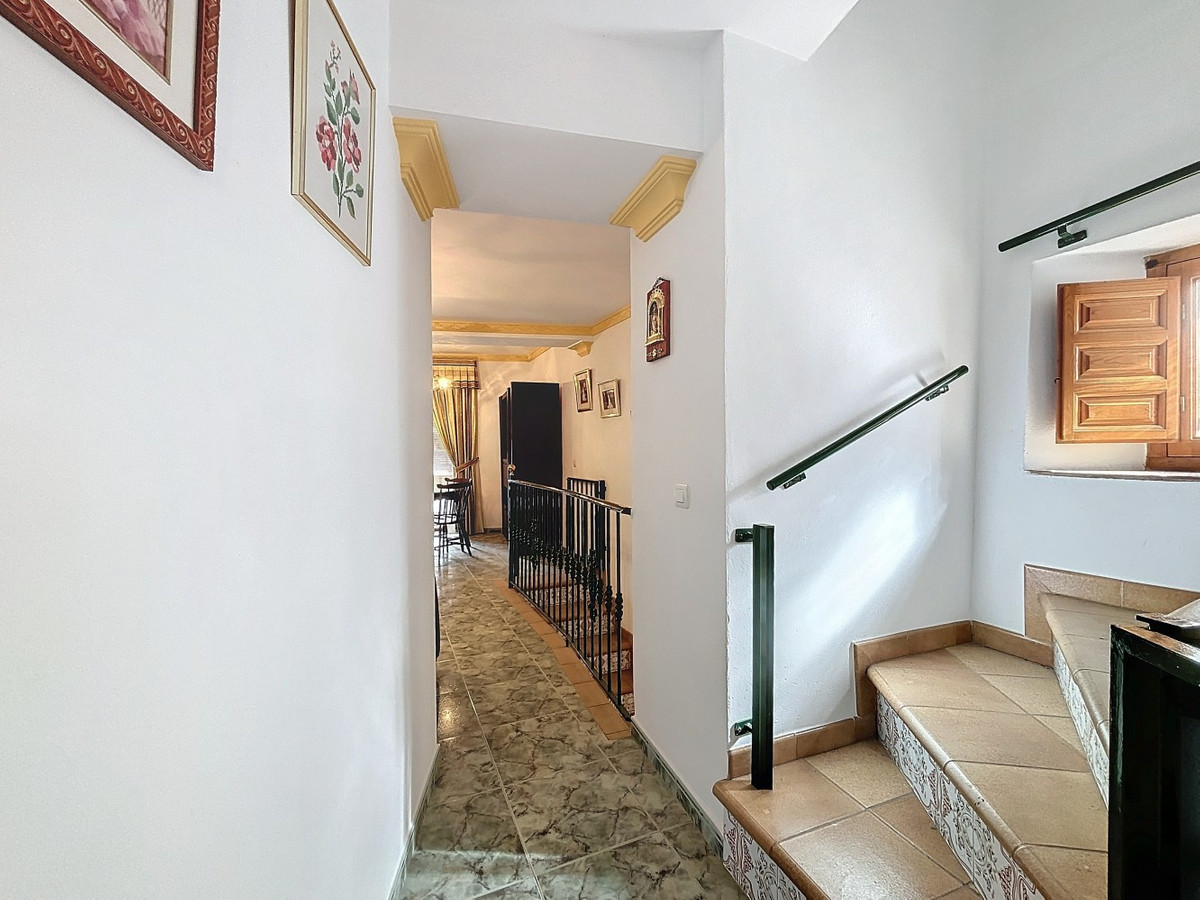 Se vende Pareada de 4 dormitorios en Costa Del Sol East, Málaga, España