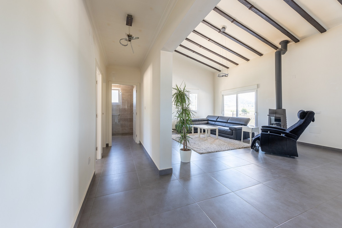 Se vende Villa - Chalet de 5 dormitorios en Costa Blanca, Alicante, España
