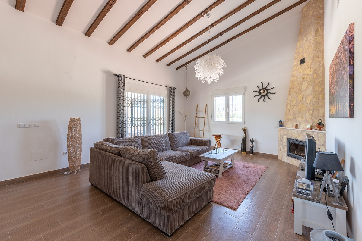Se vende Villa - Chalet de 5 dormitorios en Costa Blanca, Alicante, España