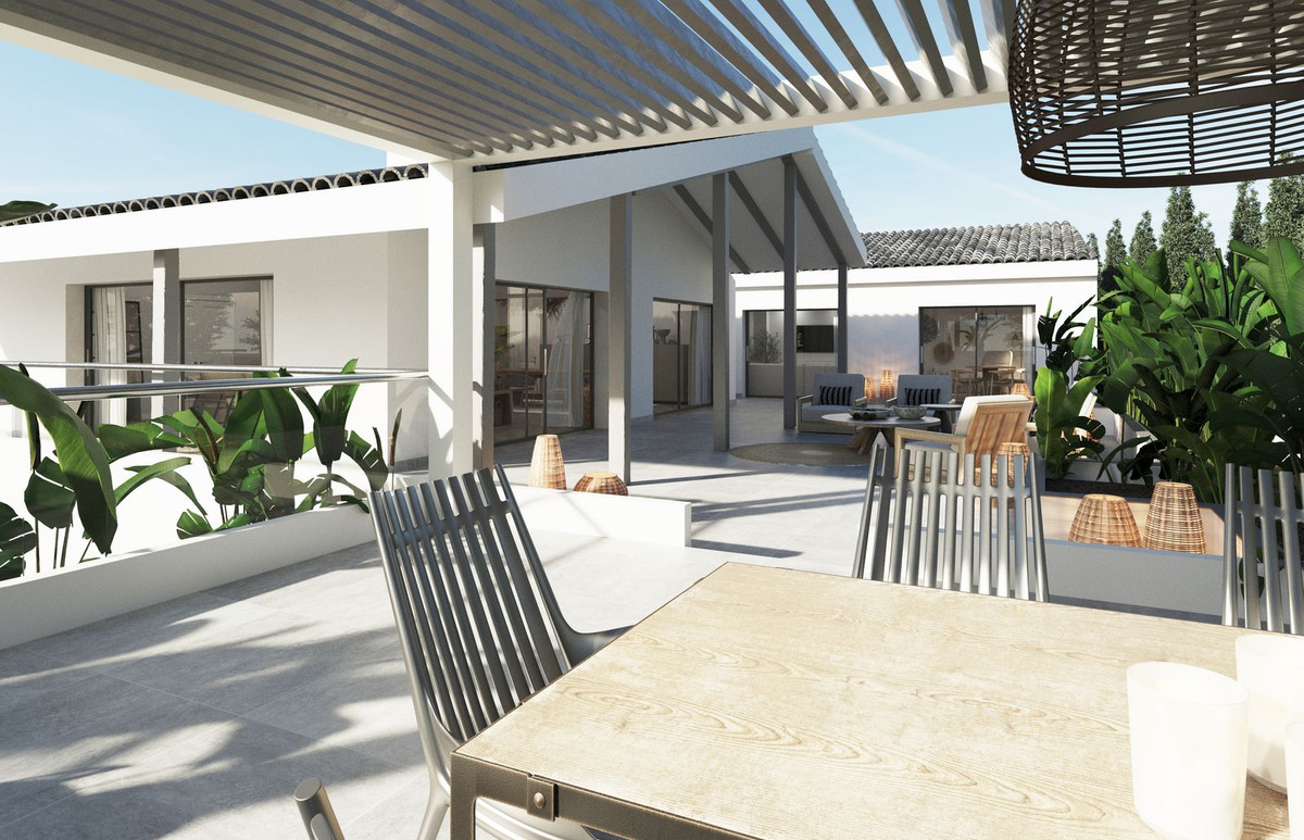 Se vende Villa - Chalet de 4 dormitorios en Costa Del Sol, Málaga, España