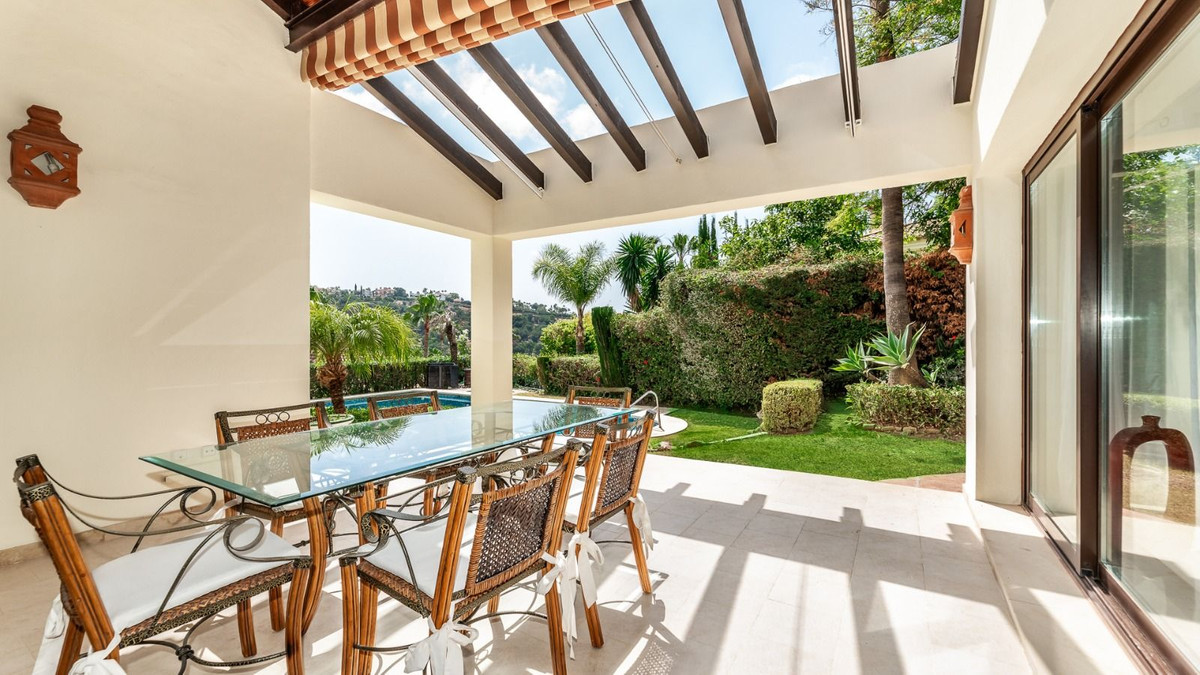 4 Bed Townhouse for sale in Los Arqueros Costa Del Sol, Málaga, Spain