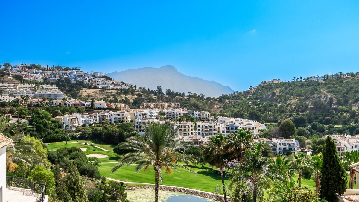 4 Bed Townhouse for sale in Los Arqueros Costa Del Sol, Málaga, Spain