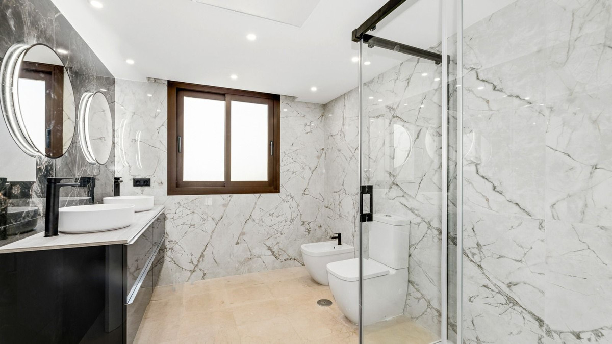 4 Bed Townhouse for sale in Los Arqueros Costa Del Sol, Málaga, Spain