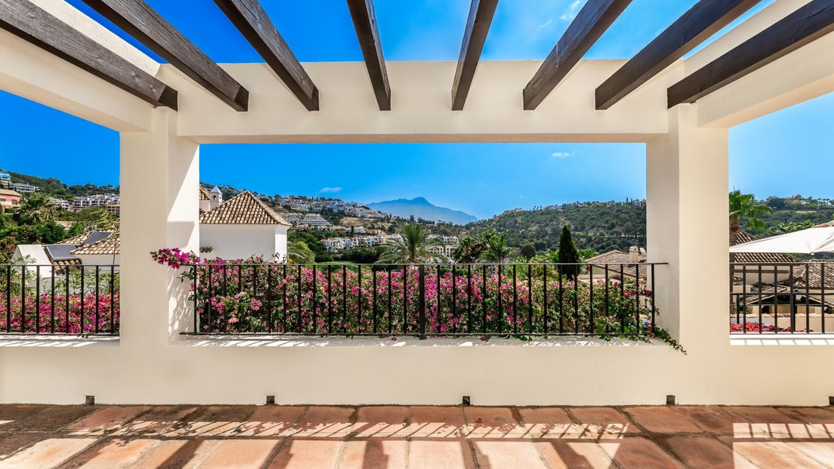 4 Bed Townhouse for sale in Los Arqueros Costa Del Sol, Málaga, Spain