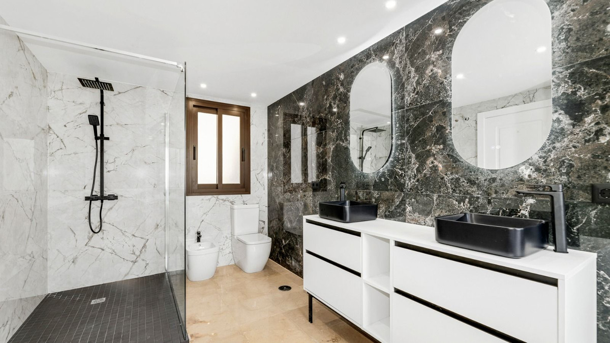 4 Bed Townhouse for sale in Los Arqueros Costa Del Sol, Málaga, Spain