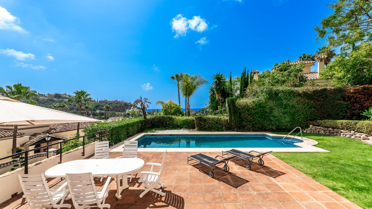 4 Bed Townhouse for sale in Los Arqueros Costa Del Sol, Málaga, Spain
