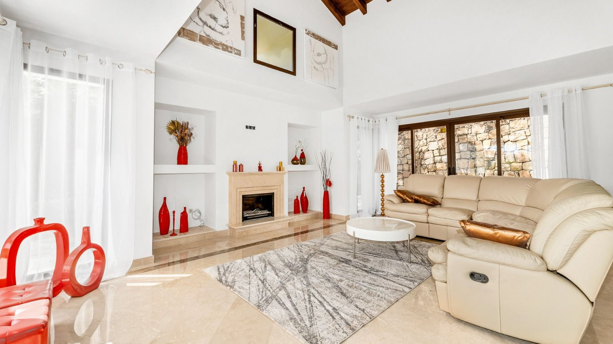 4 Bed Townhouse for sale in Los Arqueros Costa Del Sol, Málaga, Spain