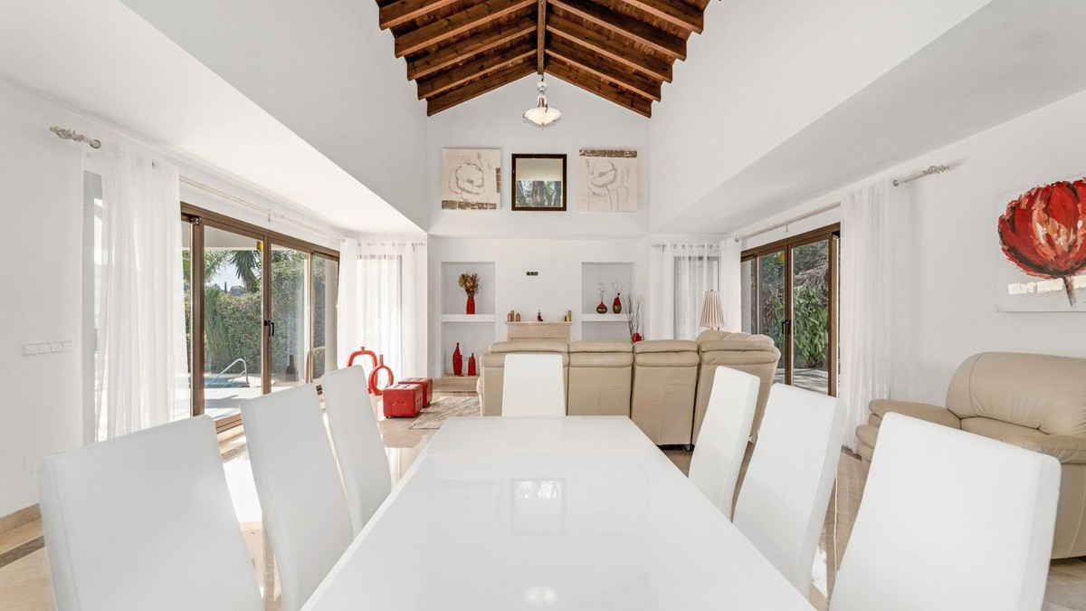 4 Bed Townhouse for sale in Los Arqueros Costa Del Sol, Málaga, Spain
