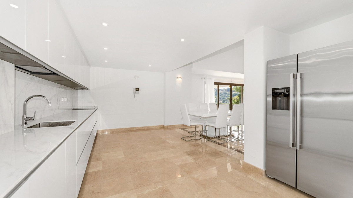 4 Bed Townhouse for sale in Los Arqueros Costa Del Sol, Málaga, Spain