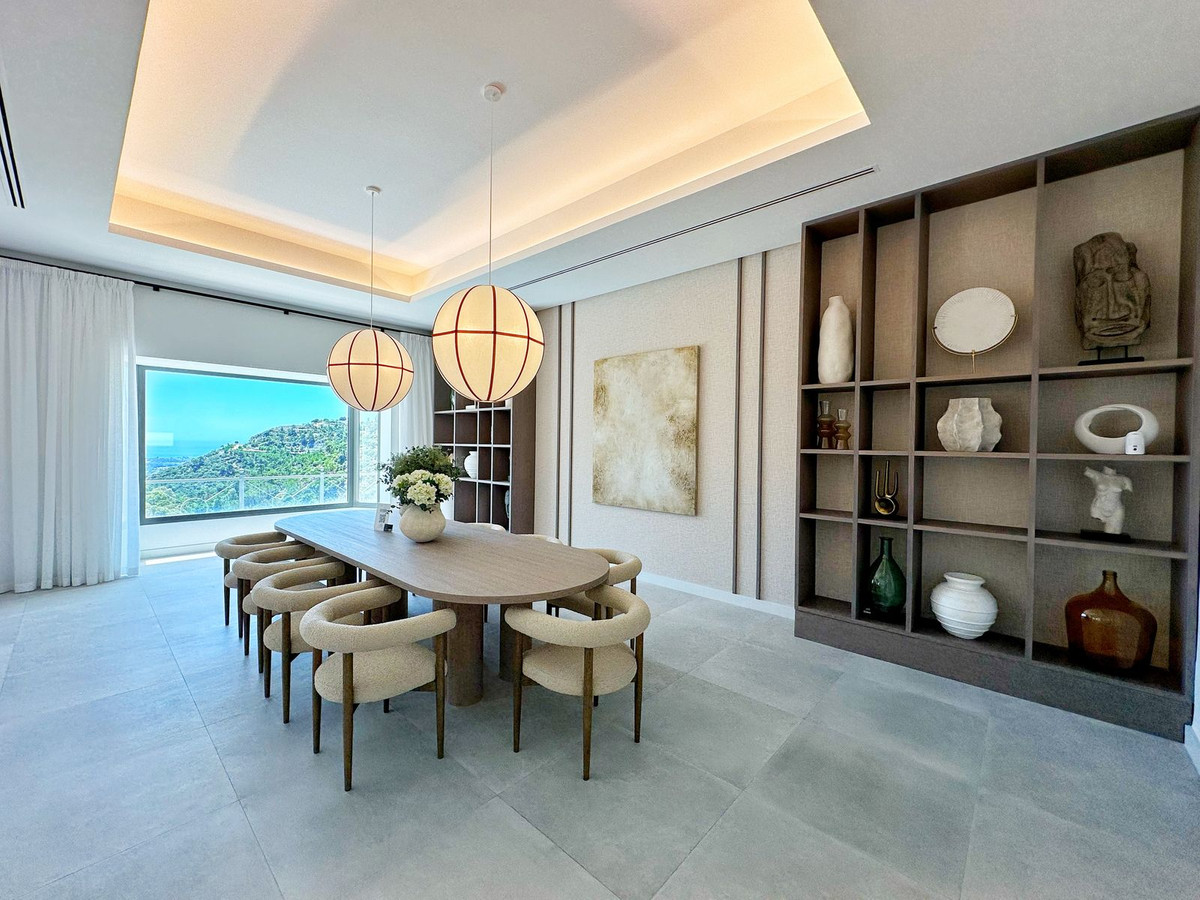 Se vende Villa - Chalet de 5 dormitorios en Costa Del Sol, Málaga, España