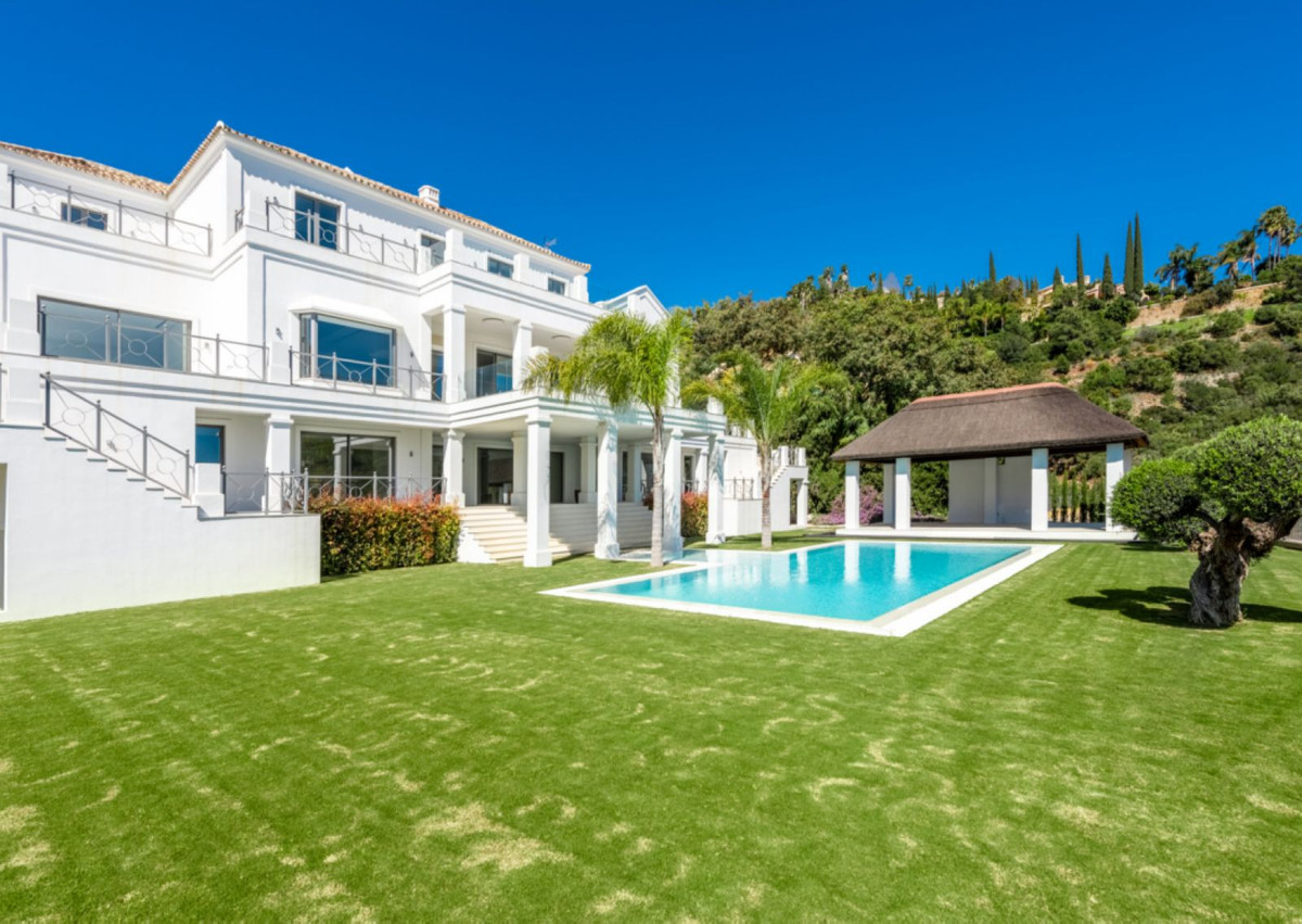 Se vende Villa - Chalet de 5 dormitorios en Costa Del Sol, Málaga, España