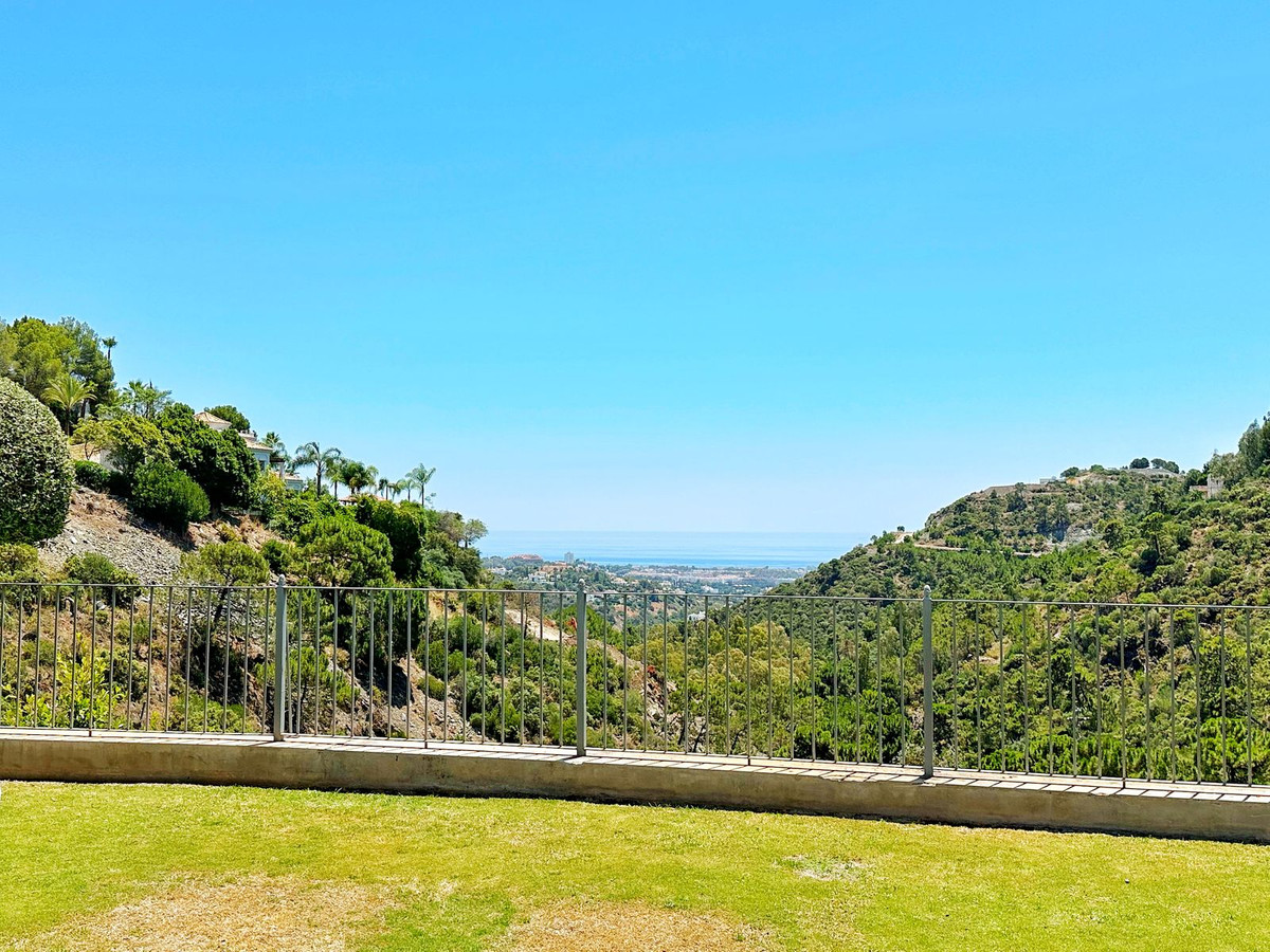 Se vende Villa - Chalet de 5 dormitorios en Costa Del Sol, Málaga, España