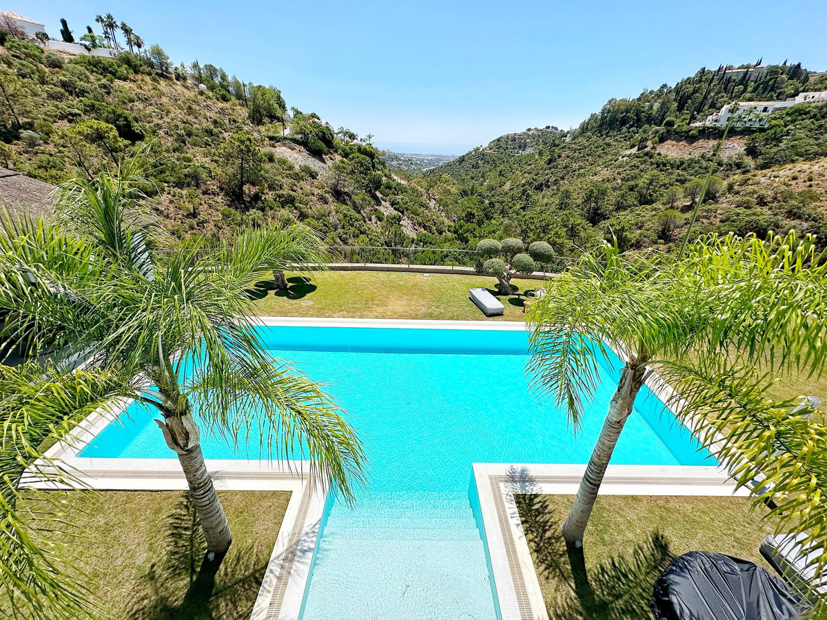 Se vende Villa - Chalet de 5 dormitorios en Costa Del Sol, Málaga, España