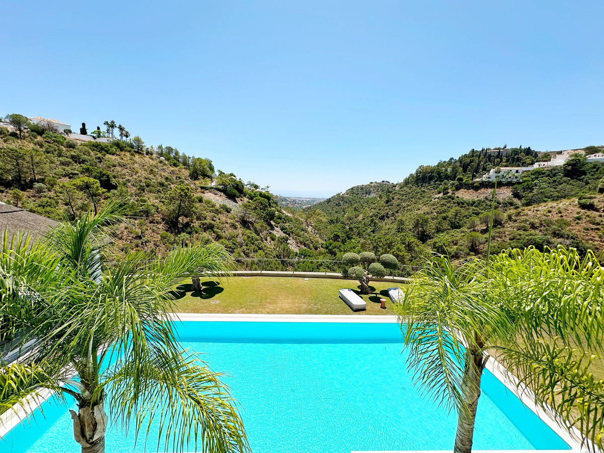 Se vende Villa - Chalet de 5 dormitorios en Costa Del Sol, Málaga, España