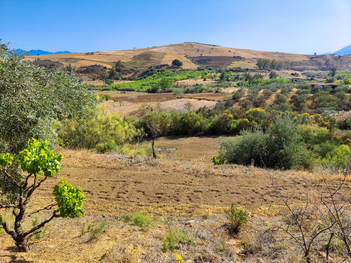 Se vende Terreno Rustico  en Costa Del Sol, Málaga, España