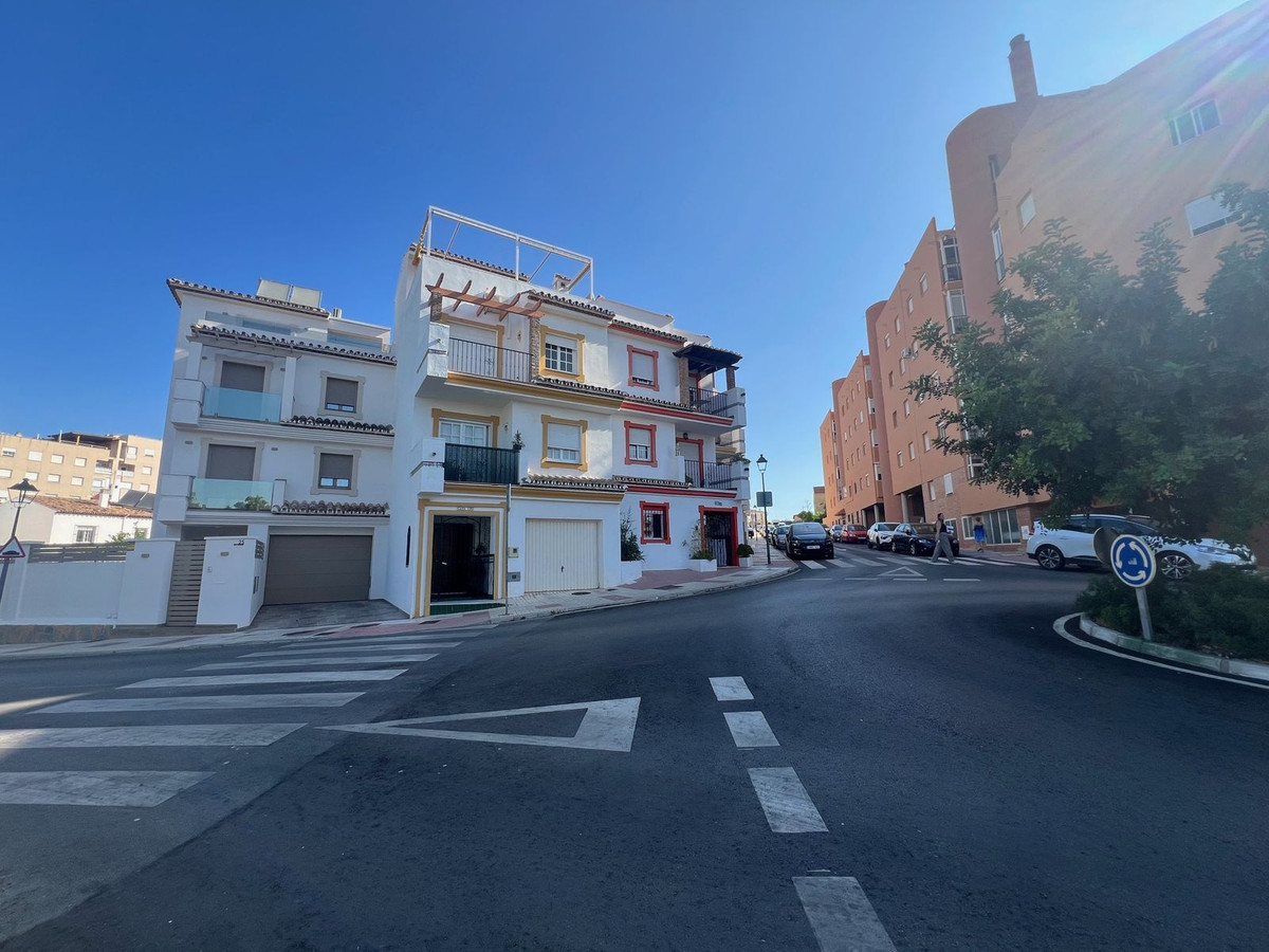 Se vende Adosada de 4 dormitorios en Costa Del Sol, Málaga, España