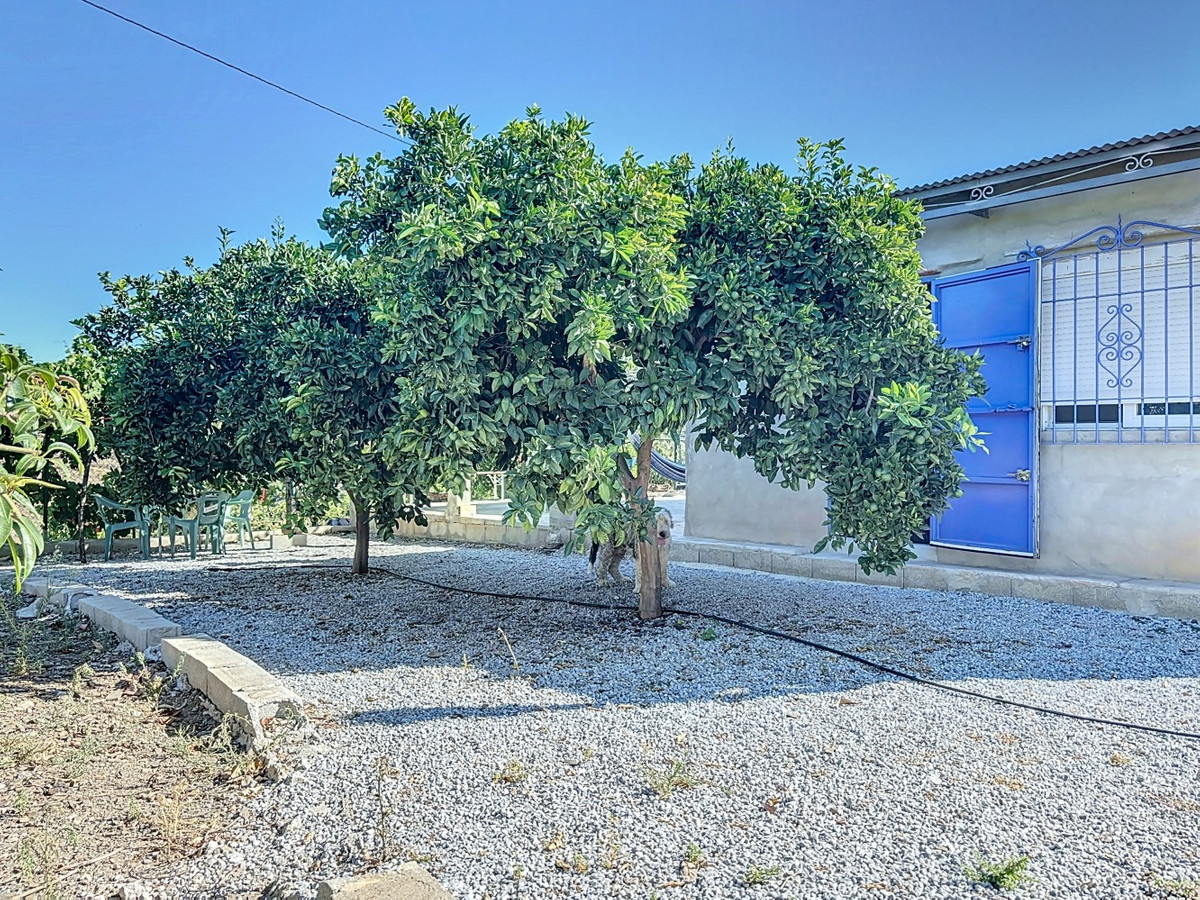 Se vende Finca - Cortijo de 1 dormitorios en Costa Del Sol East, Málaga, España