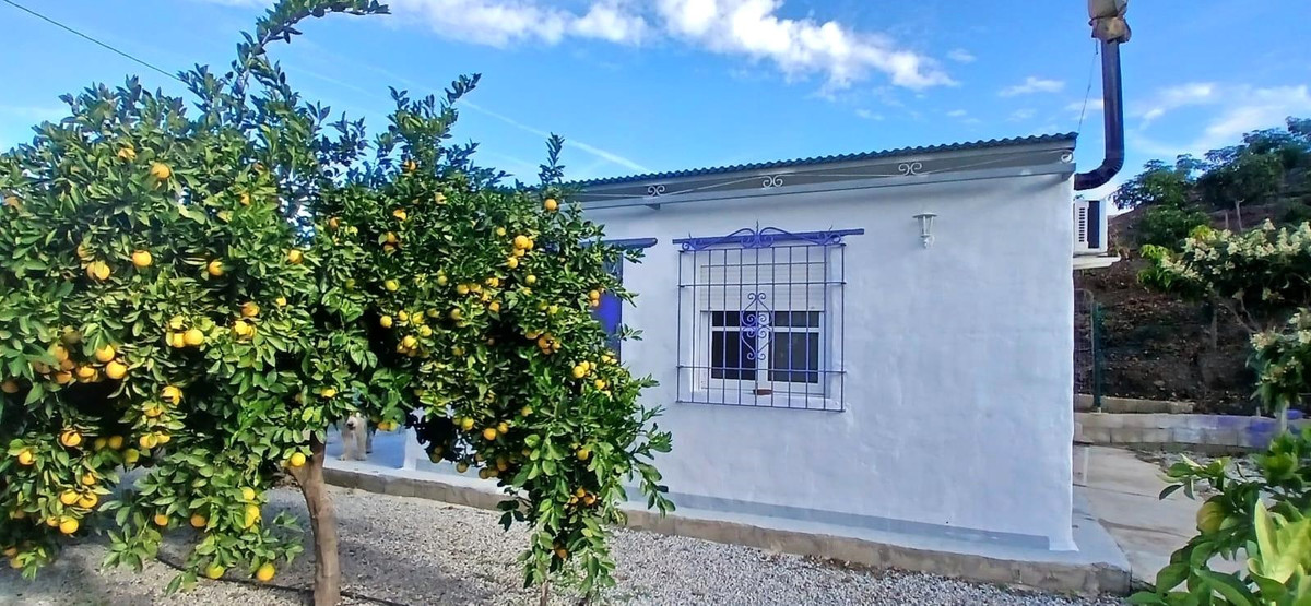 Se vende Finca - Cortijo de 1 dormitorios en Costa Del Sol East, Málaga, España
