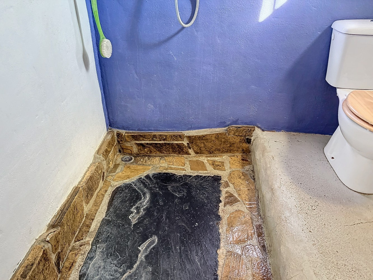 Se vende Finca - Cortijo de 1 dormitorios en Costa Del Sol East, Málaga, España