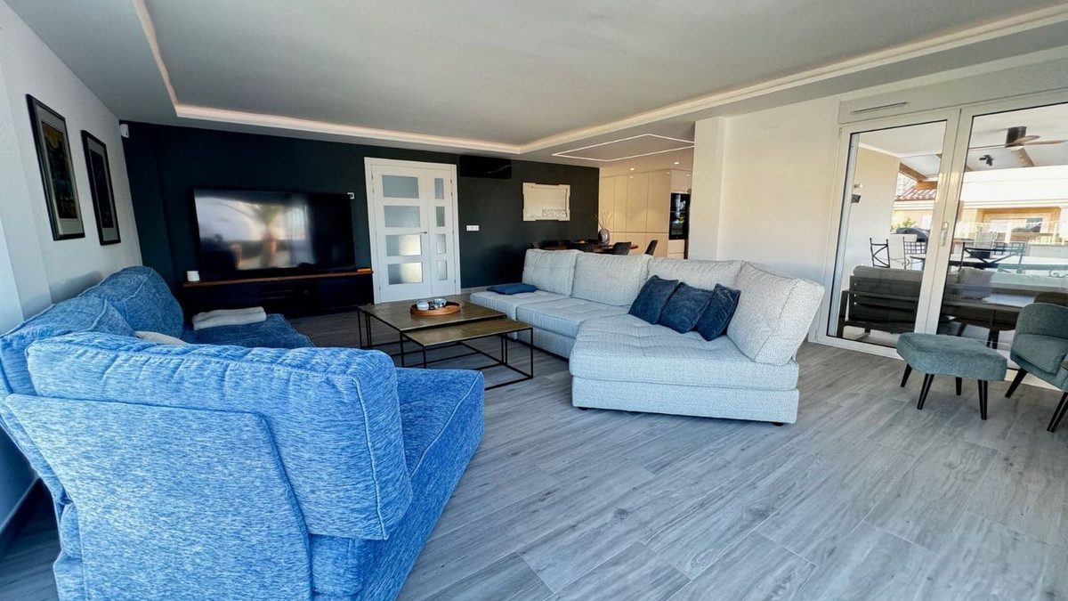 4 Bed Townhouse for sale in Lalfás Del Pi Costa Blanca, Alicante, Spain