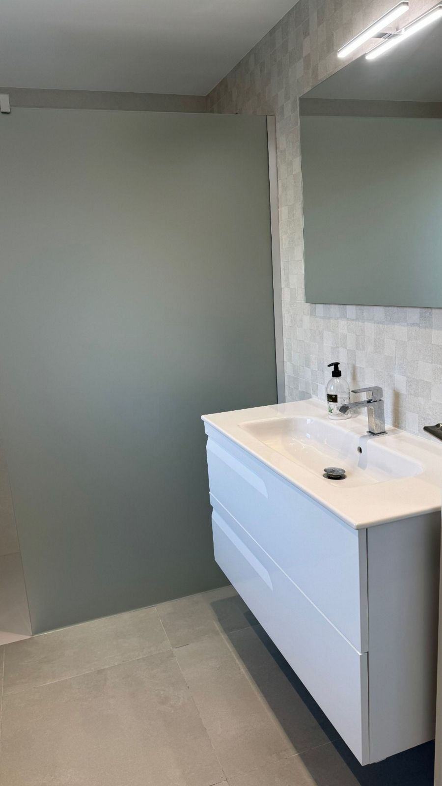 4 Bed Townhouse for sale in Lalfás Del Pi Costa Blanca, Alicante, Spain