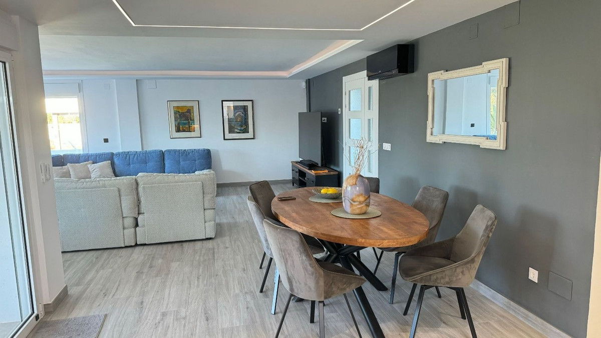 4 Bed Townhouse for sale in Lalfás Del Pi Costa Blanca, Alicante, Spain