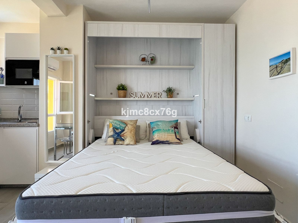 Se vende Estudio Planta Superior  en Costa Del Sol, Málaga, España