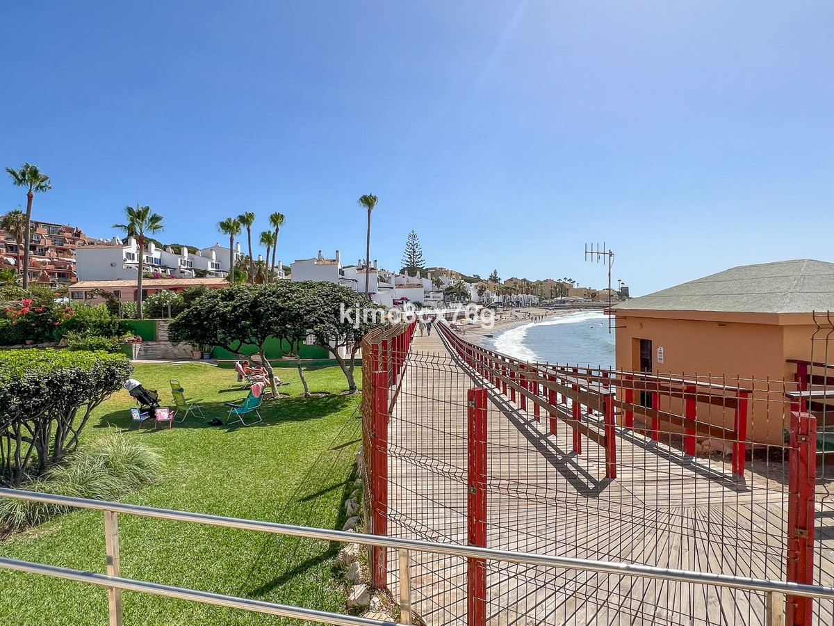 Se vende Estudio Planta Superior  en Costa Del Sol, Málaga, España