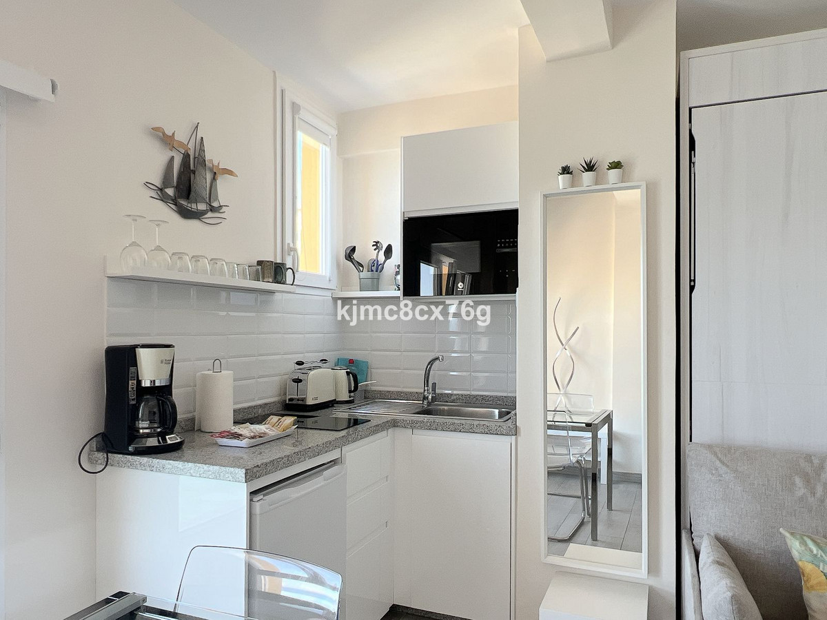 Se vende Estudio Planta Superior  en Costa Del Sol, Málaga, España