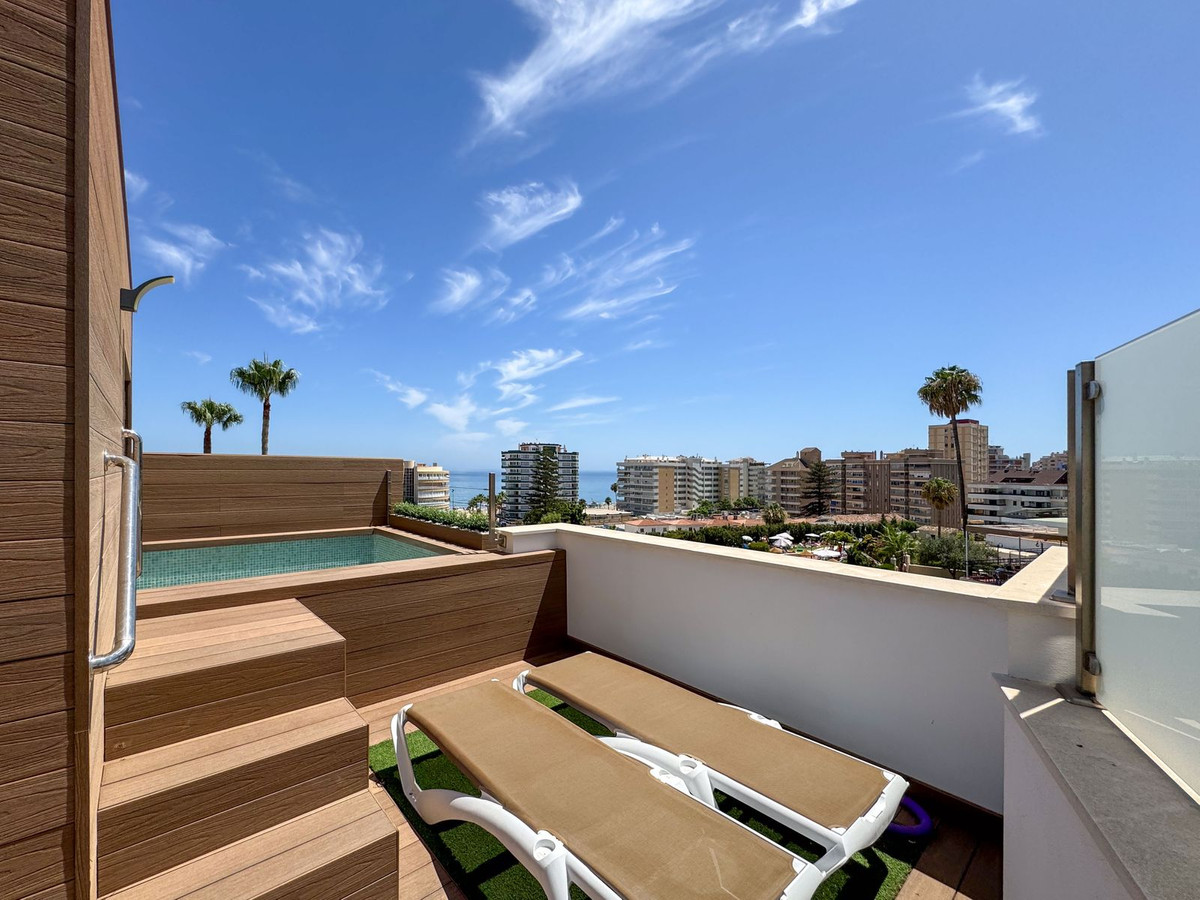 3 Bed Townhouse for sale in Torreblanca Costa Del Sol, Málaga, Spain