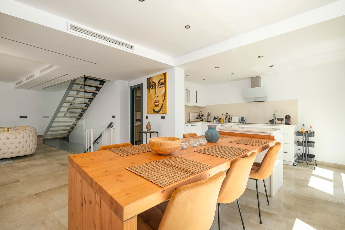 3 Bed Townhouse for sale in Torreblanca Costa Del Sol, Málaga, Spain