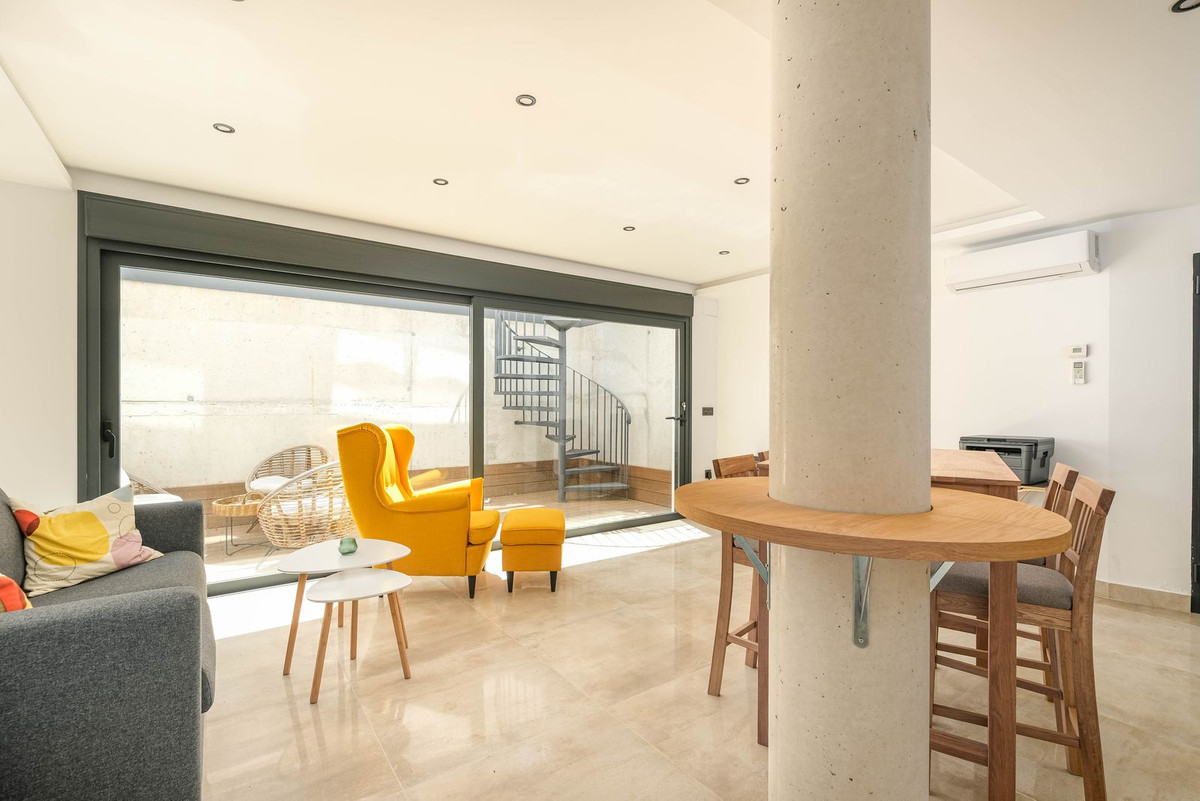 3 Bed Townhouse for sale in Torreblanca Costa Del Sol, Málaga, Spain