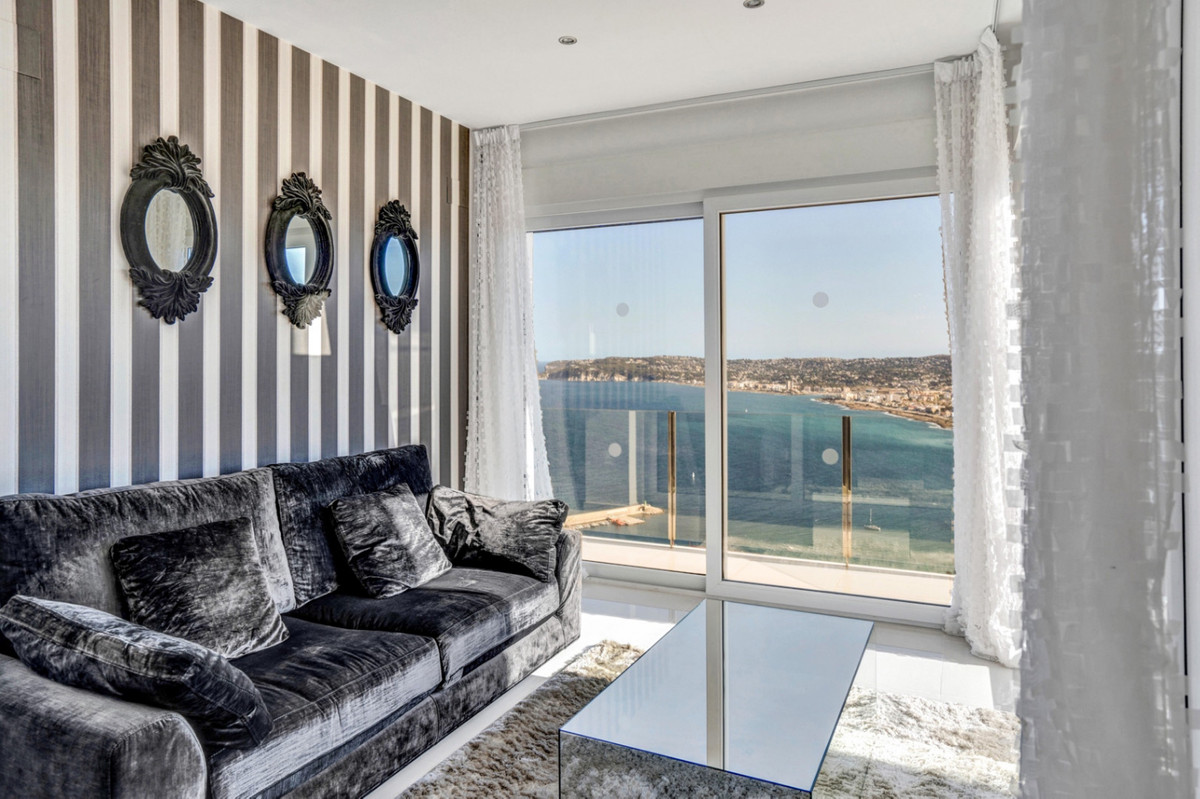 5 Bed Townhouse for sale in Javea Costa Blanca, Alicante, Spain