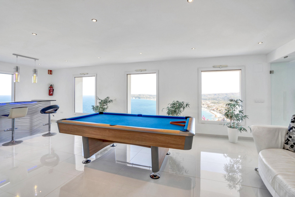 5 Bed Townhouse for sale in Javea Costa Blanca, Alicante, Spain