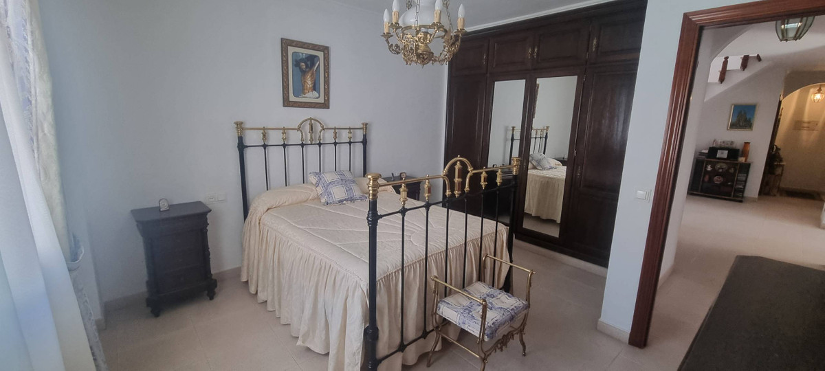 Se vende Pareada de 4 dormitorios en Costa Del Sol, Málaga, España