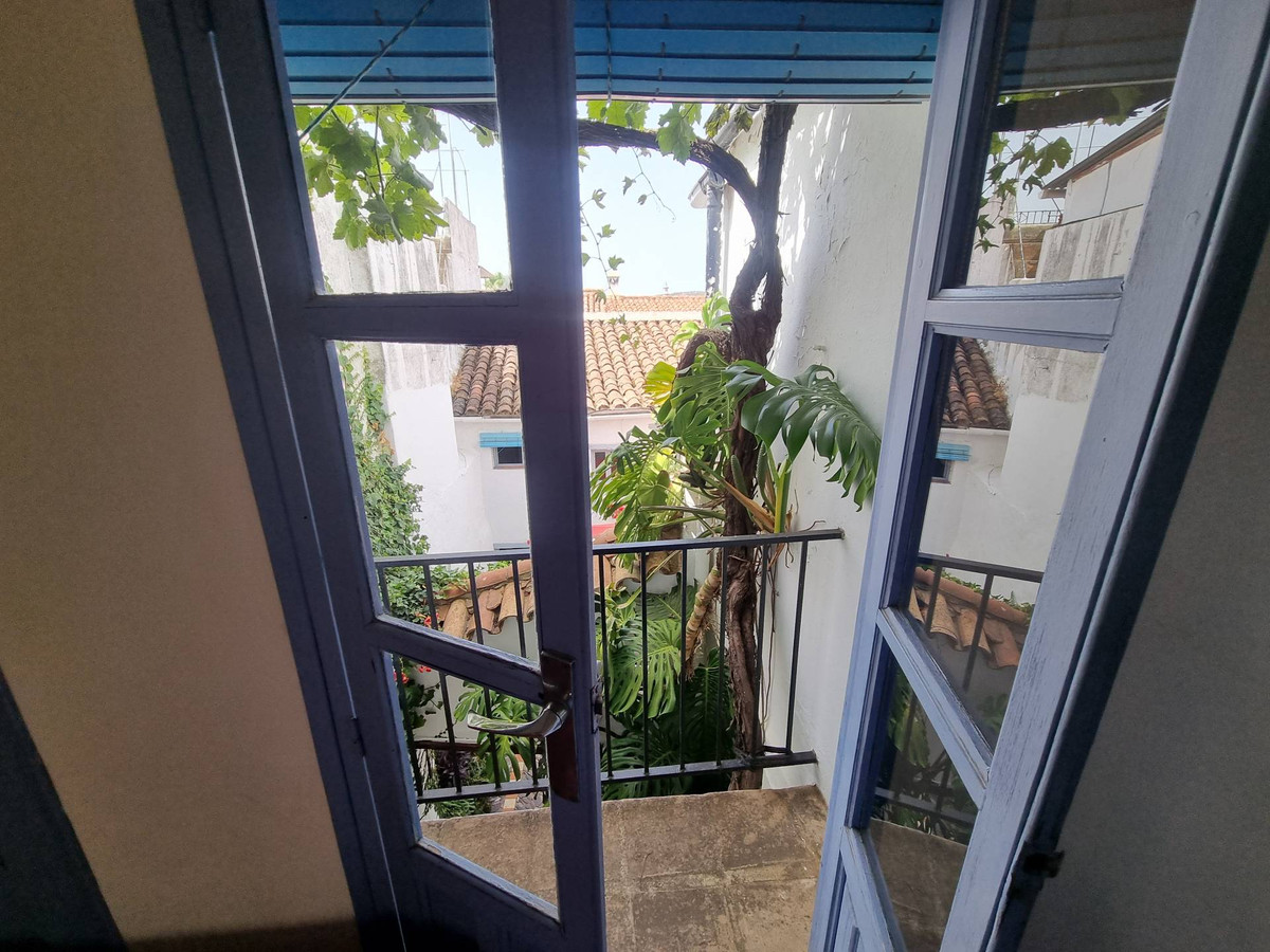4 Bed Townhouse for sale in Gaucín Costa Del Sol, Málaga, Spain
