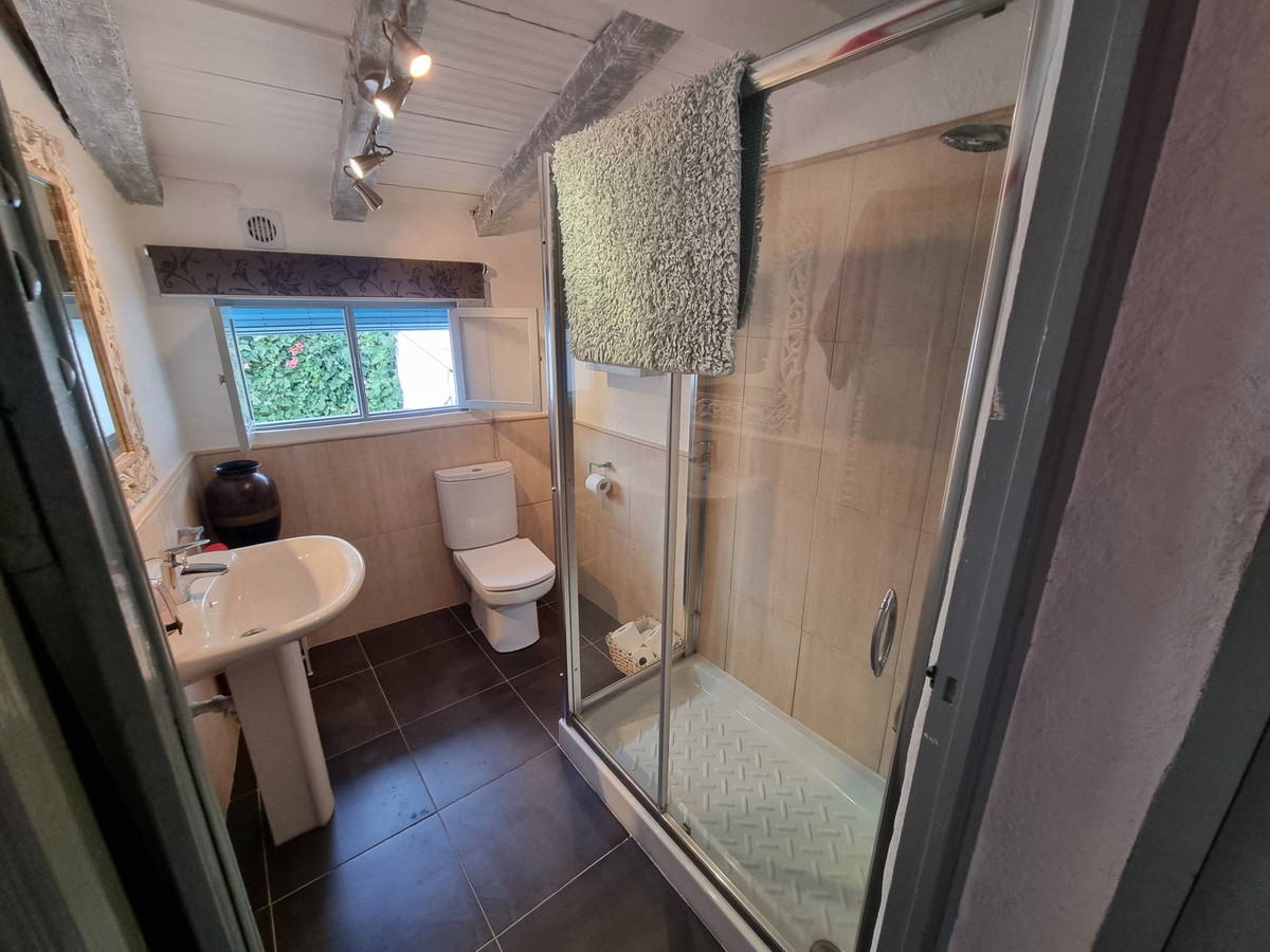 4 Bed Townhouse for sale in Gaucín Costa Del Sol, Málaga, Spain