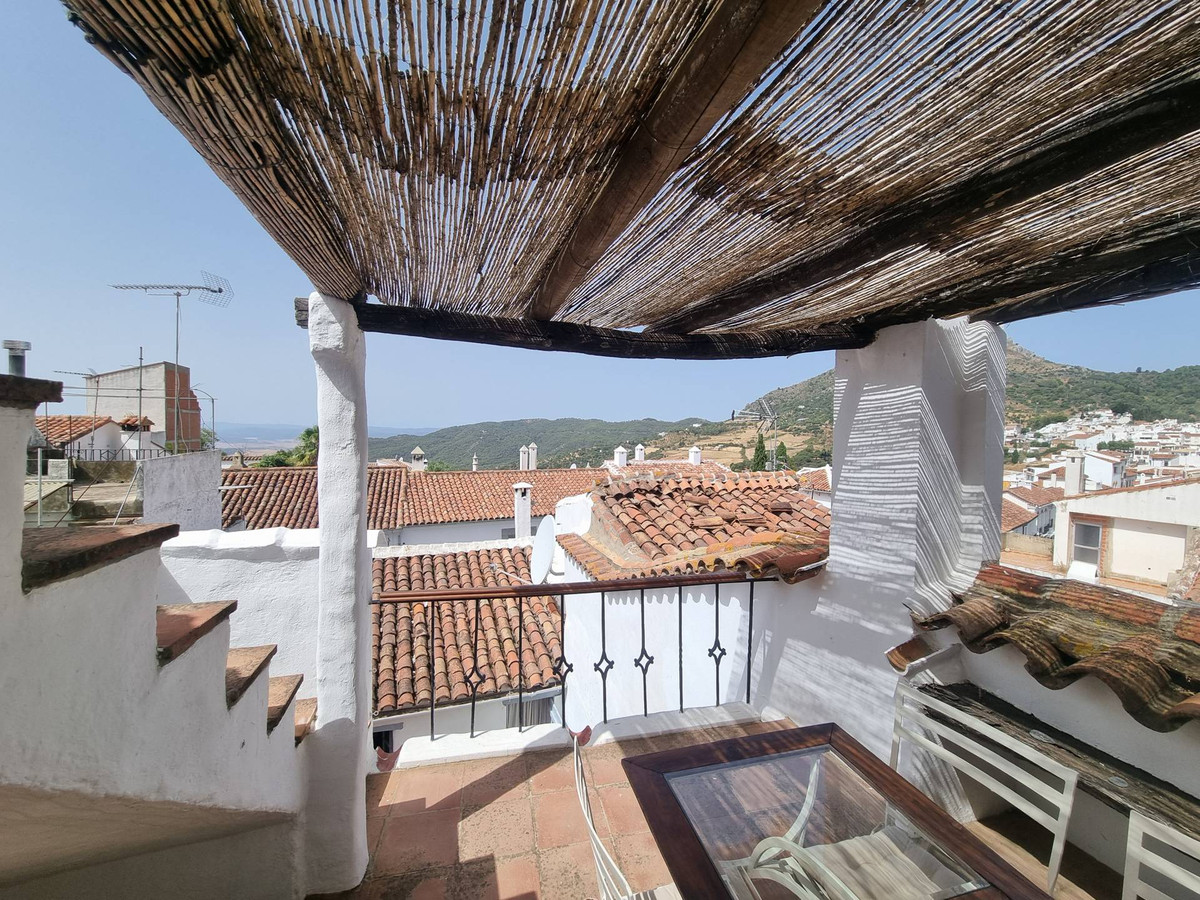 4 Bed Townhouse for sale in Gaucín Costa Del Sol, Málaga, Spain