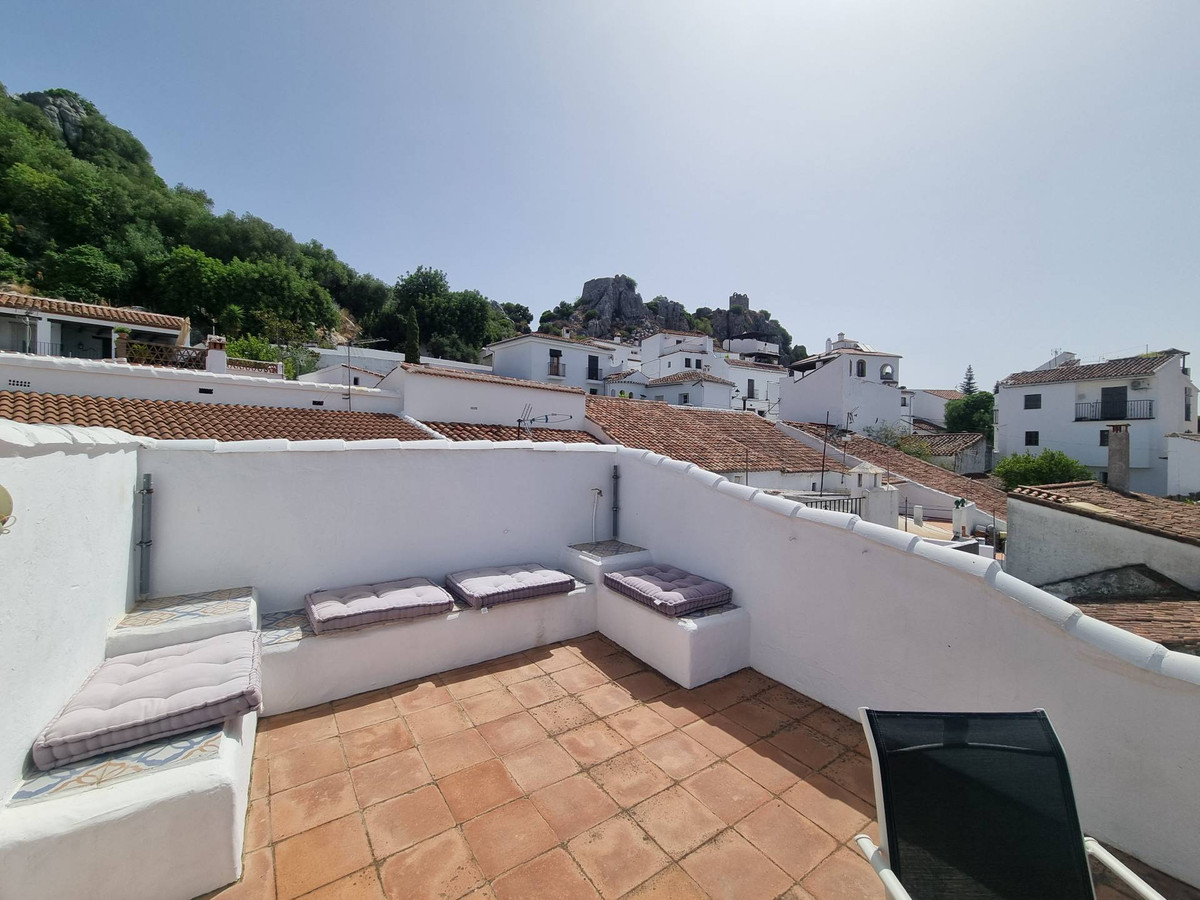 4 Bed Townhouse for sale in Gaucín Costa Del Sol, Málaga, Spain