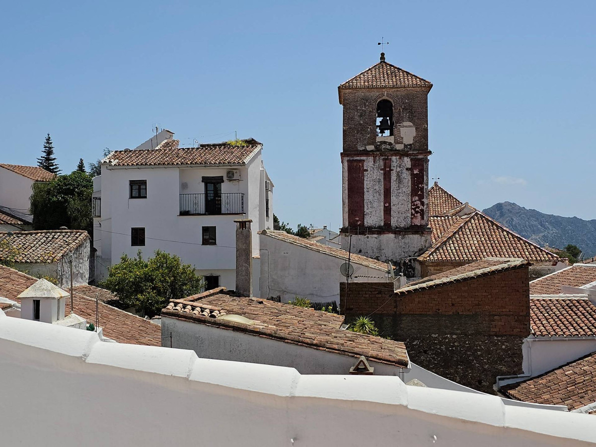 4 Bed Townhouse for sale in Gaucín Costa Del Sol, Málaga, Spain