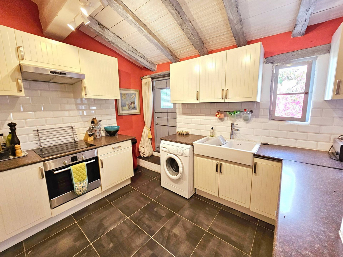 4 Bed Townhouse for sale in Gaucín Costa Del Sol, Málaga, Spain