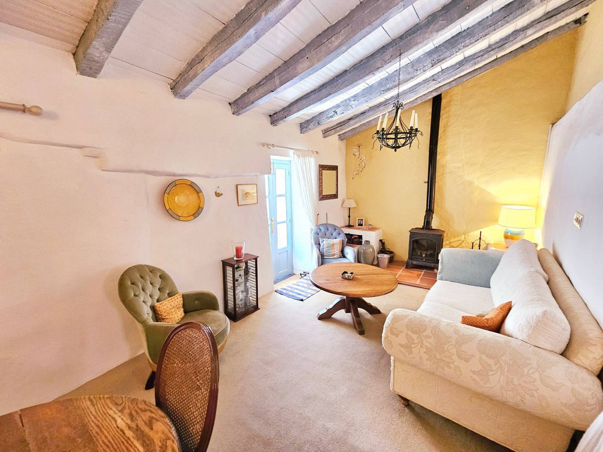4 Bed Townhouse for sale in Gaucín Costa Del Sol, Málaga, Spain