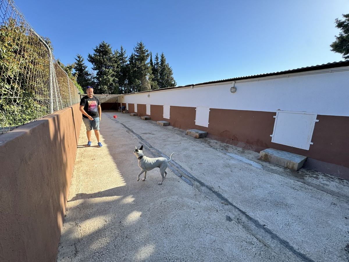 5 Bed Townhouse for sale in Mijas Costa Del Sol, Málaga, Spain