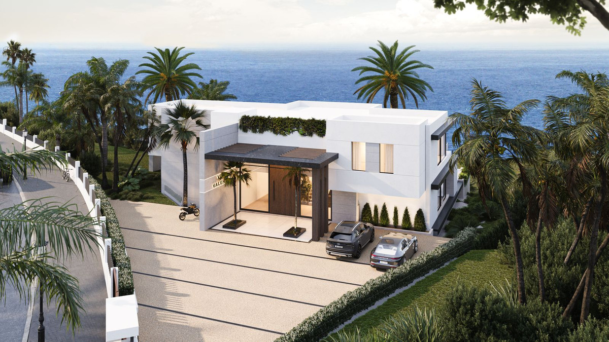 Se vende Villa - Chalet de 6 dormitorios en Costa Del Sol, Cadiz, España