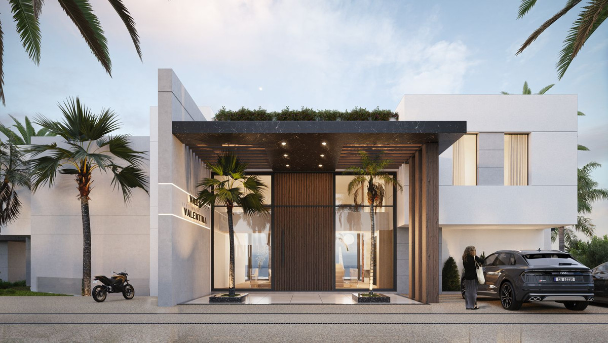 Se vende Villa - Chalet de 6 dormitorios en Costa Del Sol, Cadiz, España