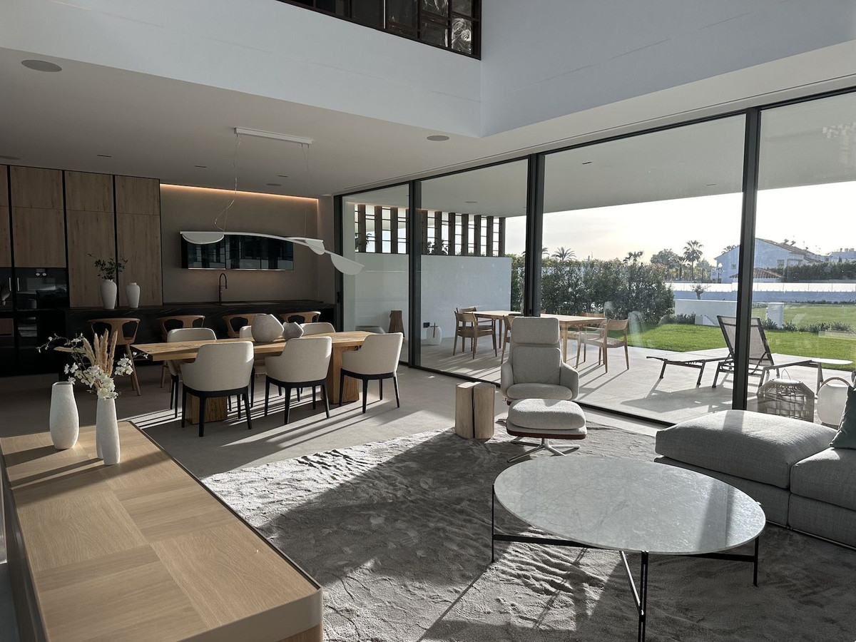 Se vende Adosada de 4 dormitorios en Costa Del Sol, Málaga, España