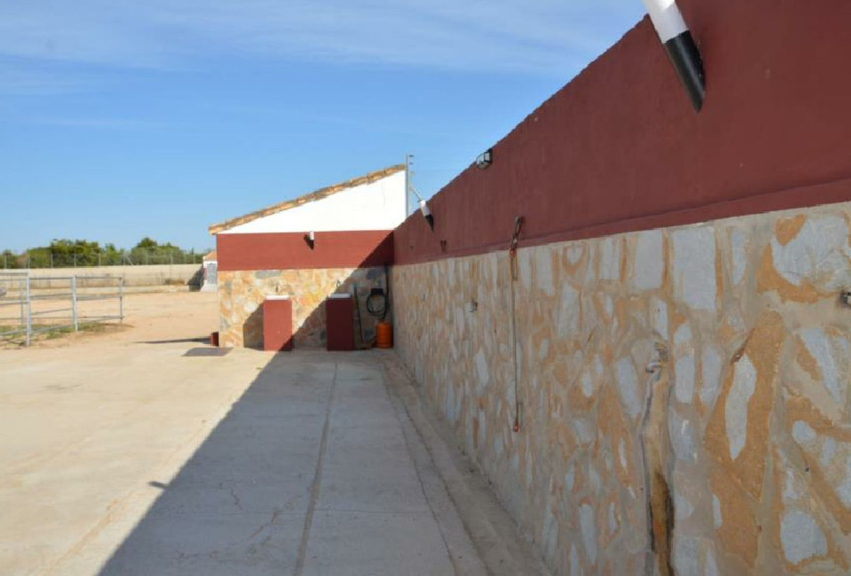 Se vende Establos  en Costa Blanca, Alicante, España