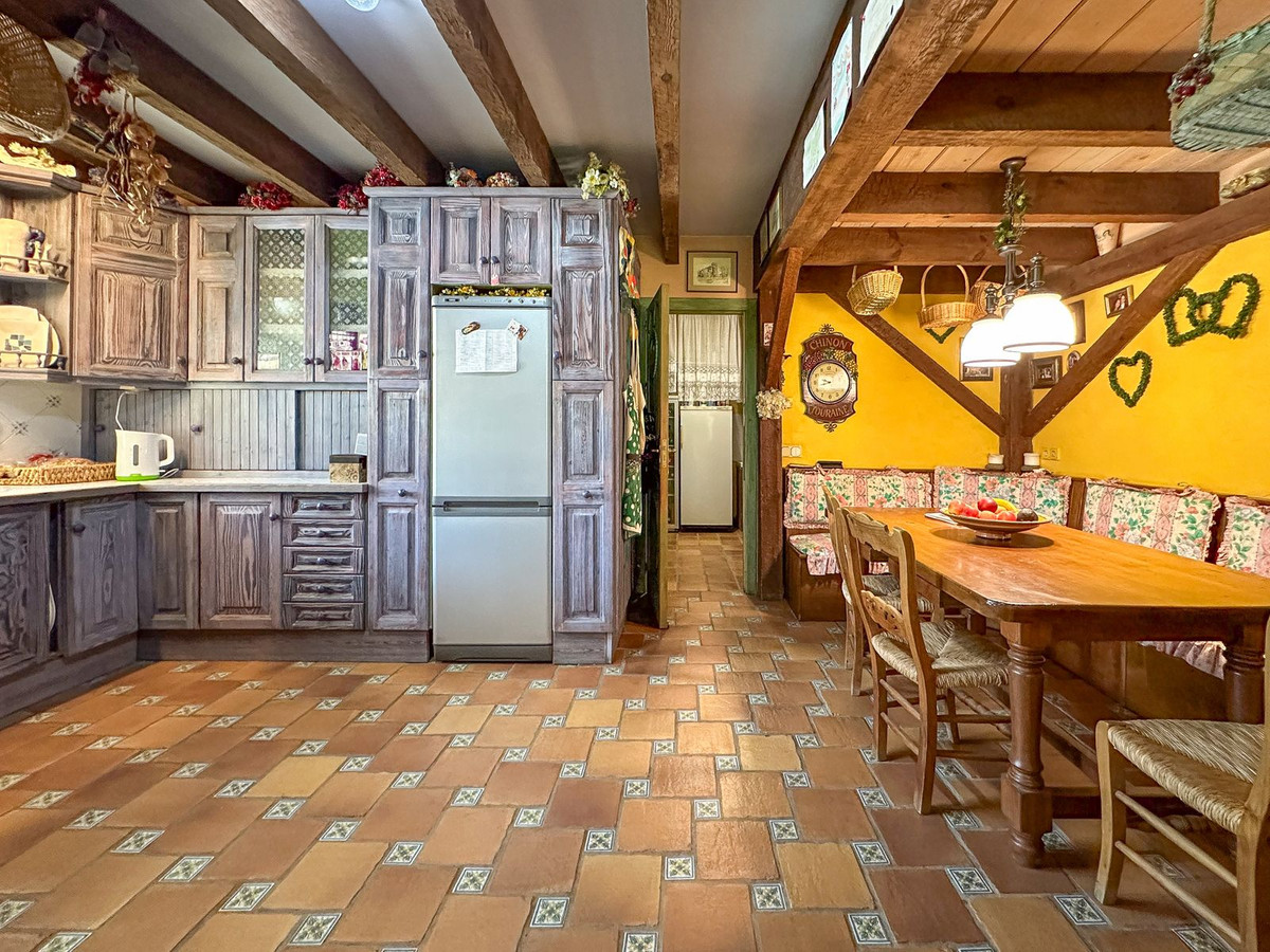 Se vende Villa - Chalet de 9 dormitorios en Costa Del Sol, Málaga, España