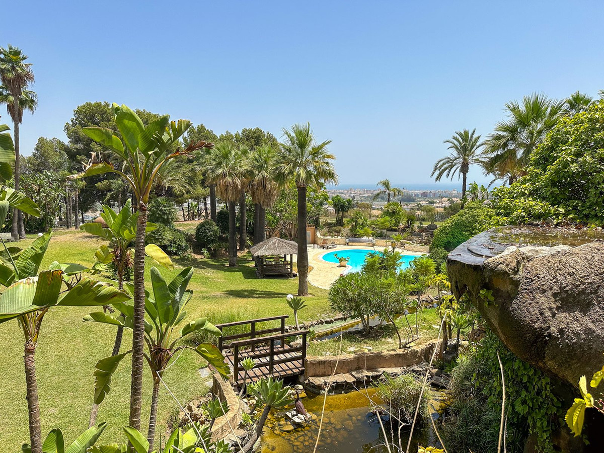 Se vende Villa - Chalet de 9 dormitorios en Costa Del Sol, Málaga, España